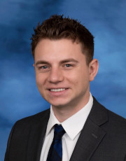 Headshot of Ryan Plunkett, M.D.